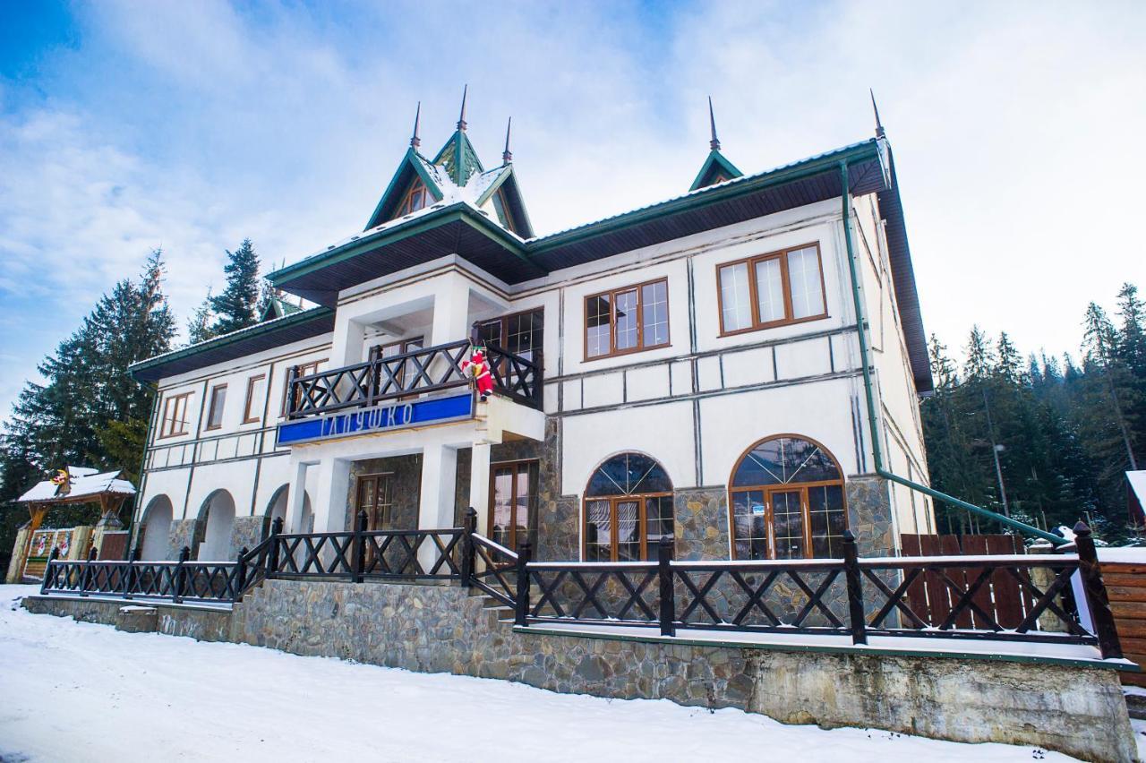 Hotel Galushko Mykulyčyn Exteriér fotografie