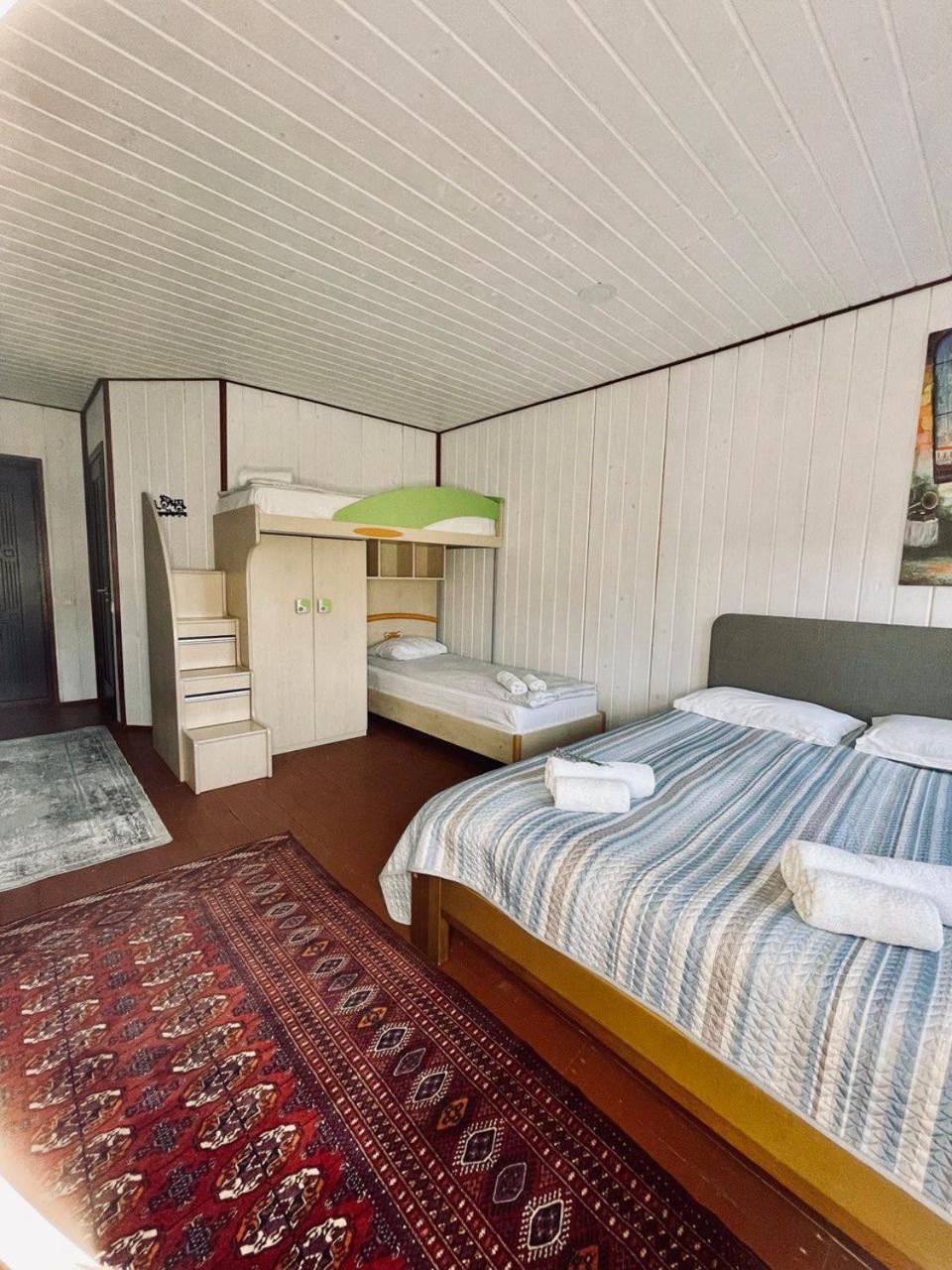 Hotel Galushko Mykulyčyn Exteriér fotografie