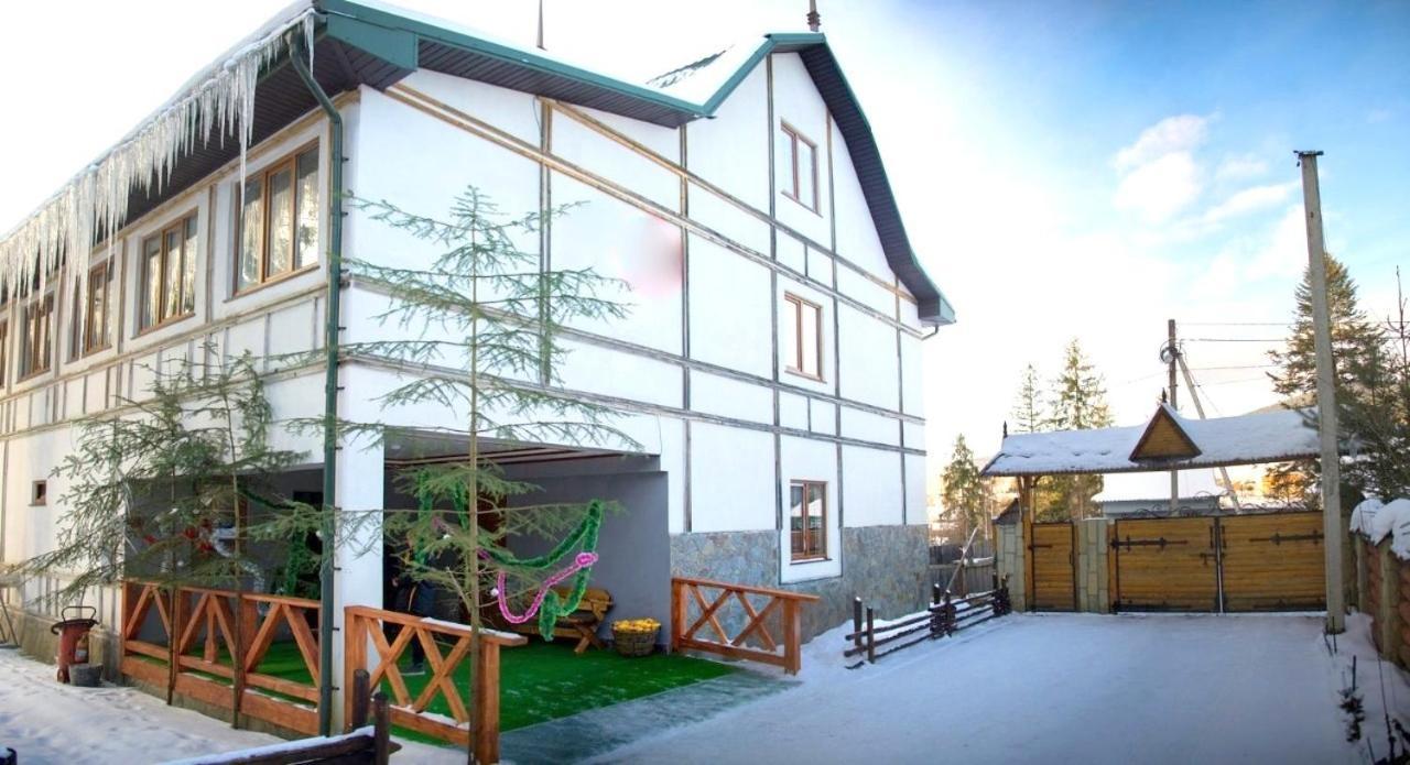 Hotel Galushko Mykulyčyn Exteriér fotografie
